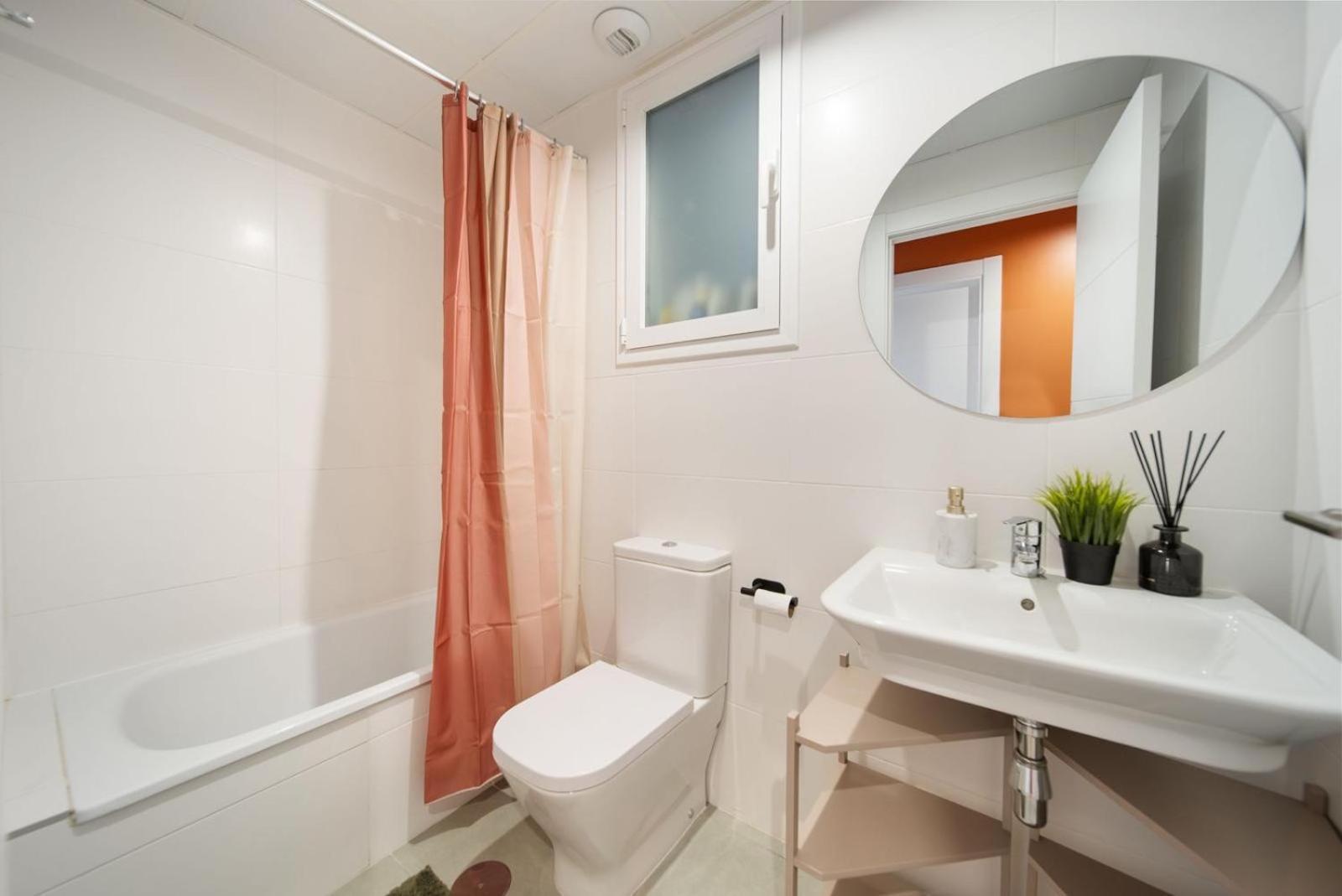 Brand New With Gym&rooftop Pool. Appartement